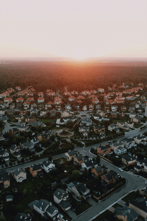 Why Your Best Move in the Mortgage Market Is Using a Broker